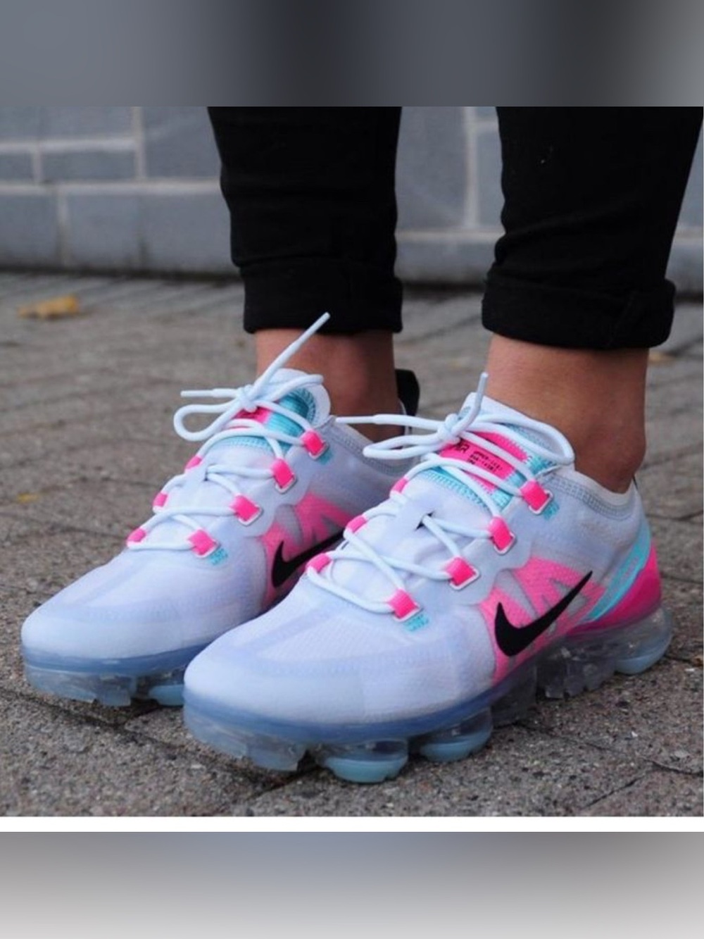 Nike Women’s White Pink Teal VaporMax Sneakers size 7